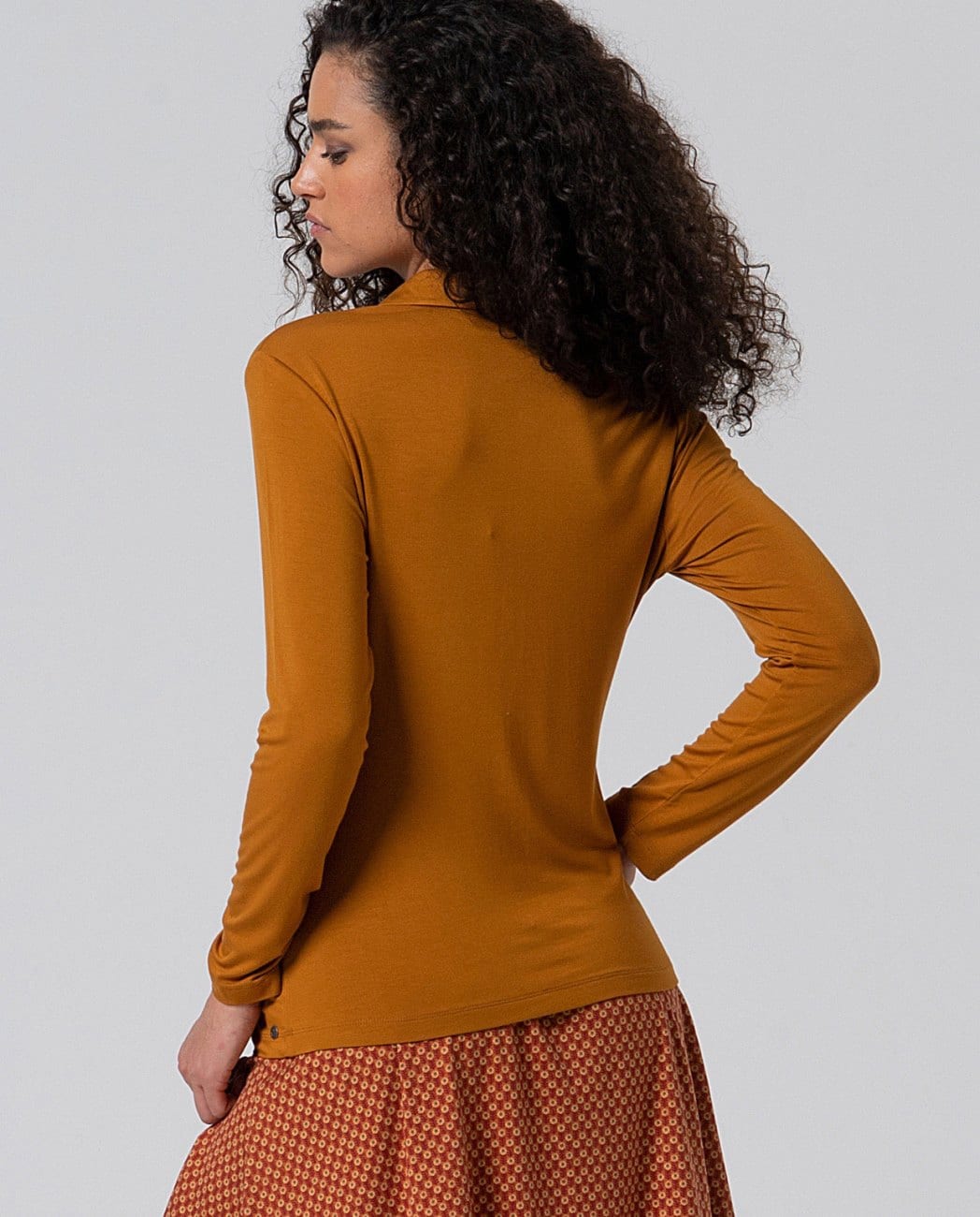 camisa surkana lisi 111 ocre - Imagen 3