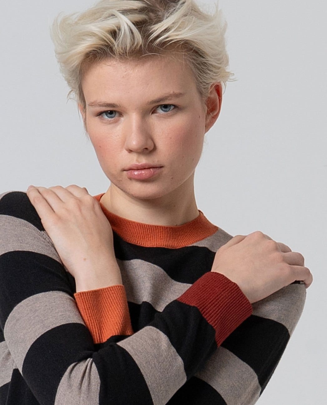 jersey surkana futi 231 negro - Imagen 3