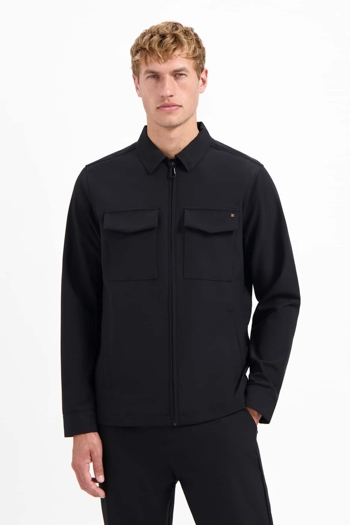 cazadora strech sedoc negra