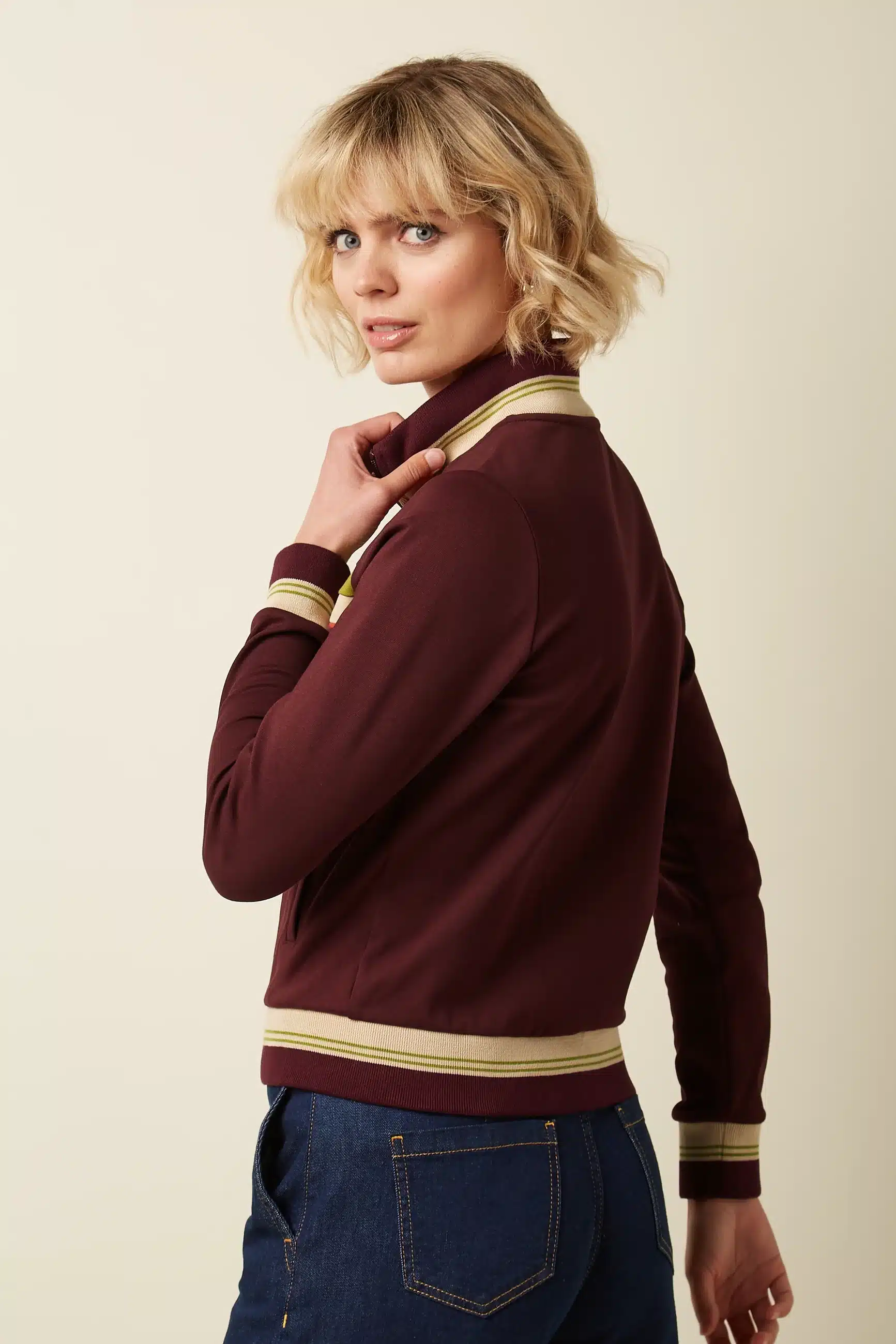 sudadera king louie colorblock daytona burdeos - Imagen 3