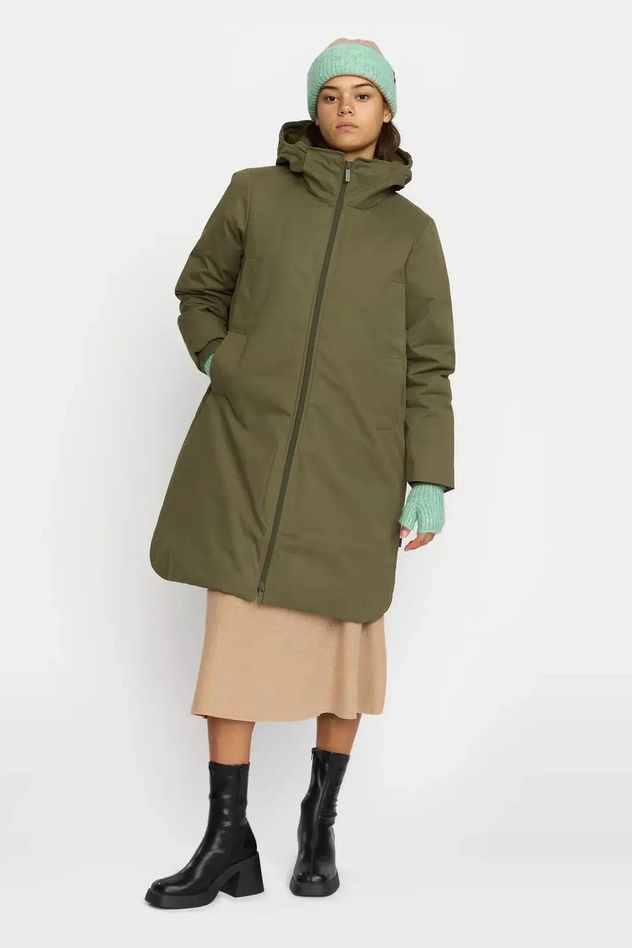 abrigo selfhood 77340 verde