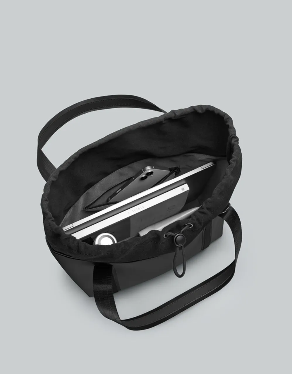 bolso gaston luga dash draw negro - Imagen 5