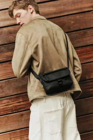 bolso gaston luga splash crowbody negro