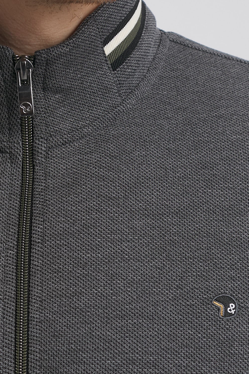 sudadera benson cherry senzo kaki - Imagen 4